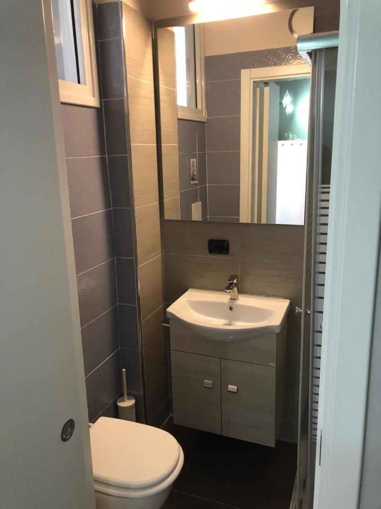 Le Suites Maor Gaeta Kamer foto